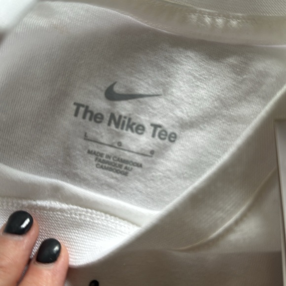 Nike BNWT Soccer Teeshirt for child - size large - Picture 3 of 6